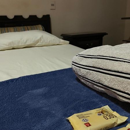 סיודד דל אסטה Turis Hotel מראה חיצוני תמונה