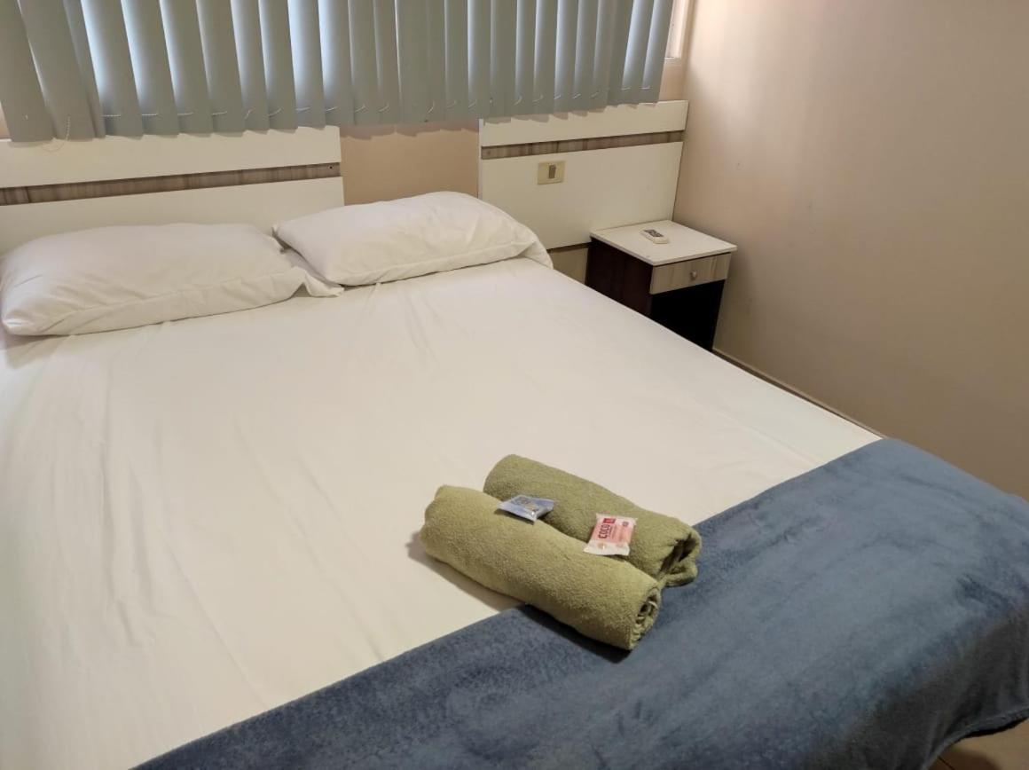סיודד דל אסטה Turis Hotel מראה חיצוני תמונה