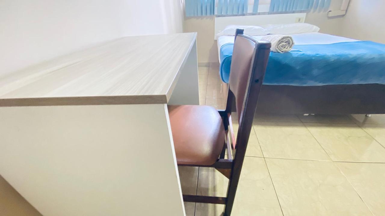 סיודד דל אסטה Turis Hotel מראה חיצוני תמונה